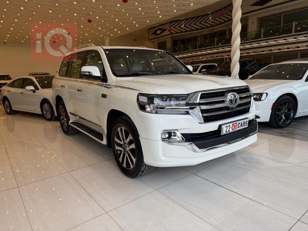 تويوتا لاندكروزر